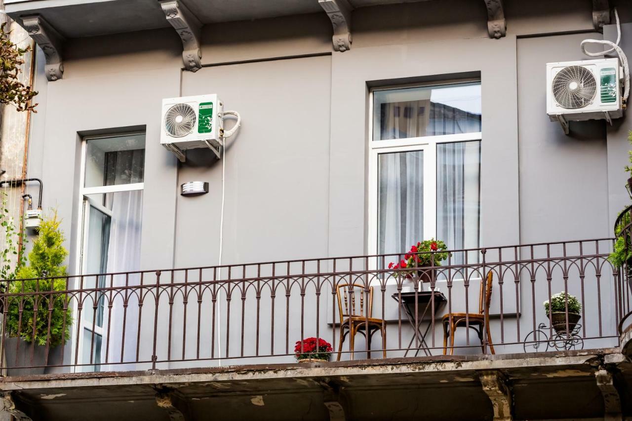 Family Apartments In Lviv Center With Balcony Cameră foto